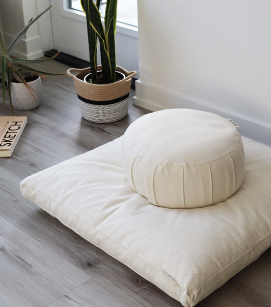 White Leather Meditation Zafu / Mini Moroccan Floor Pouf Hand-made – OUIVE